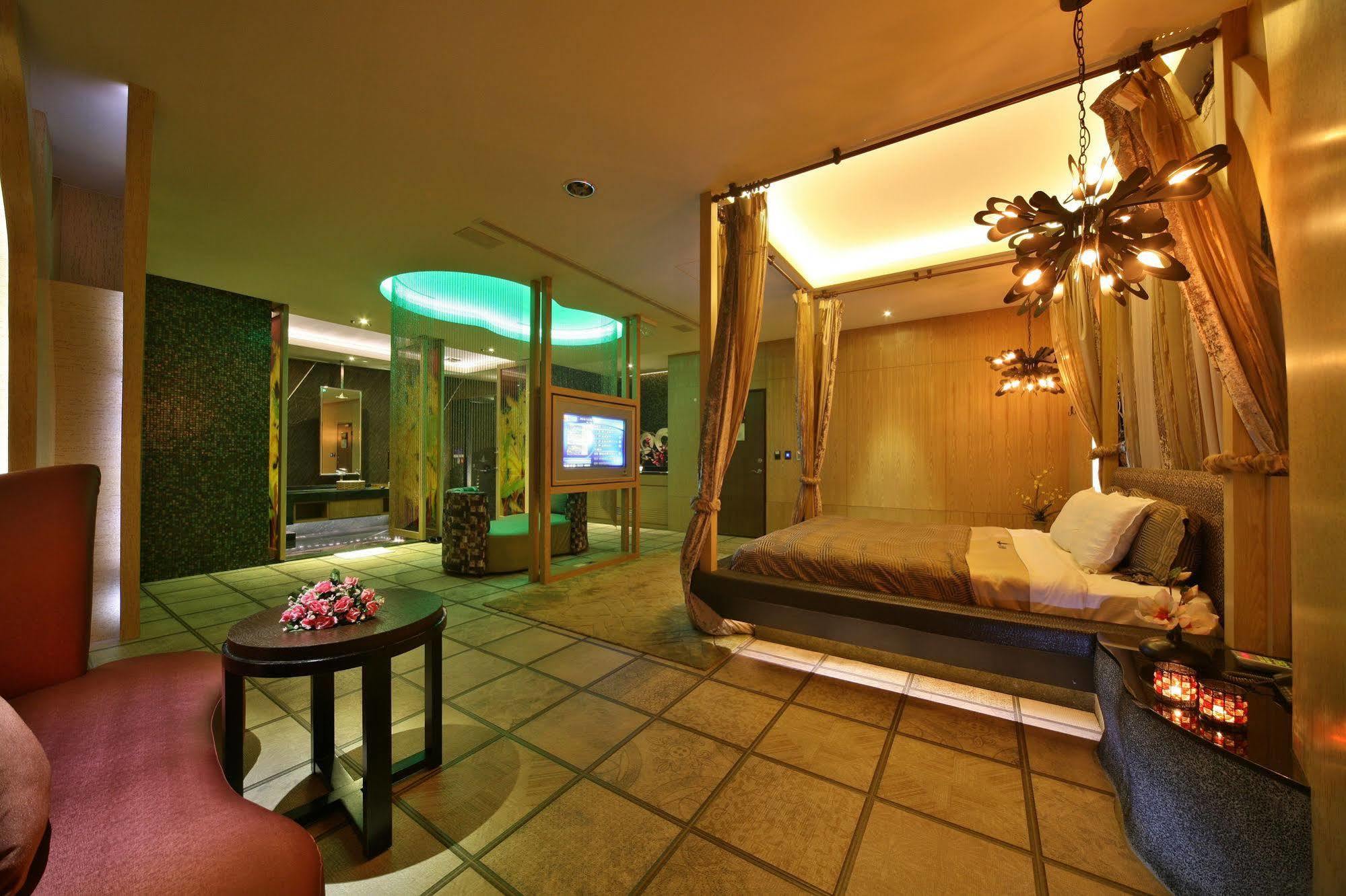 Dubai Villa Motel Daya Exterior foto